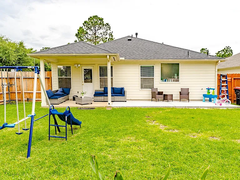 7602 Little Thicket Ct — Photo 6