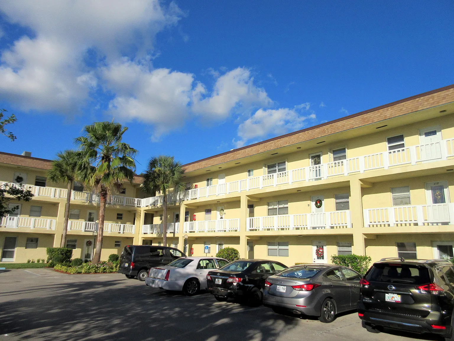 1 bed, 750 sqft, $1,600 — Photo 3