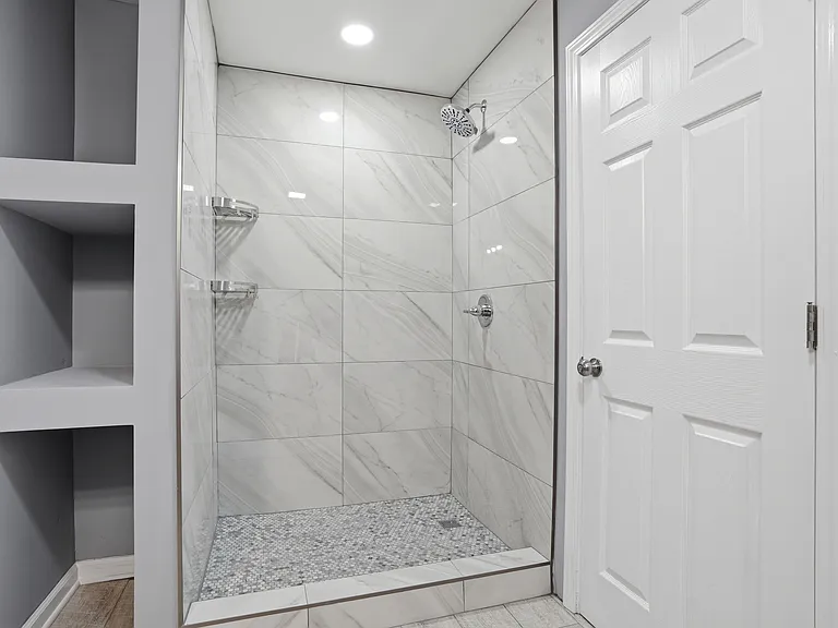 2726 Marshalltown Dr — Photo 13