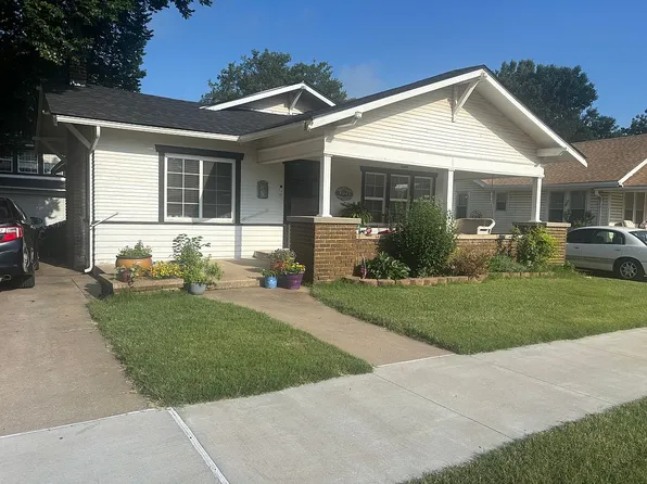 403 N Main St, Tonkawa, OK 74653