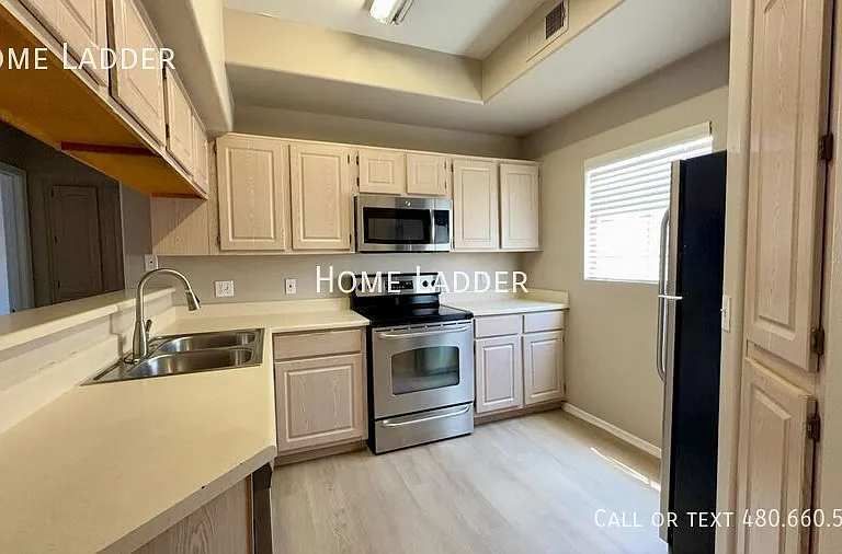 600 W Grove Pkwy #2207 — Photo 8