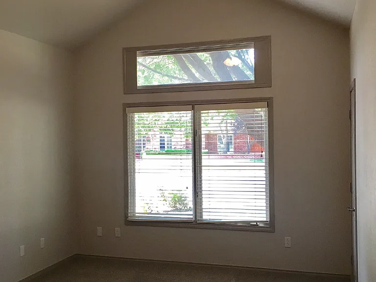 8306 Elkhart Ave — Photo 18