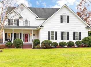 5700 Fox Gate Ln, Midlothian, VA 23112