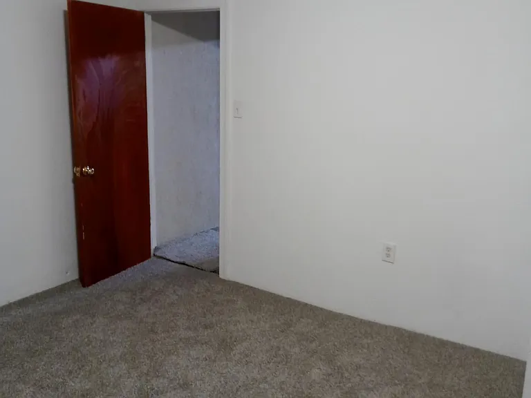 3529 W Allegheny Ave — Photo 1