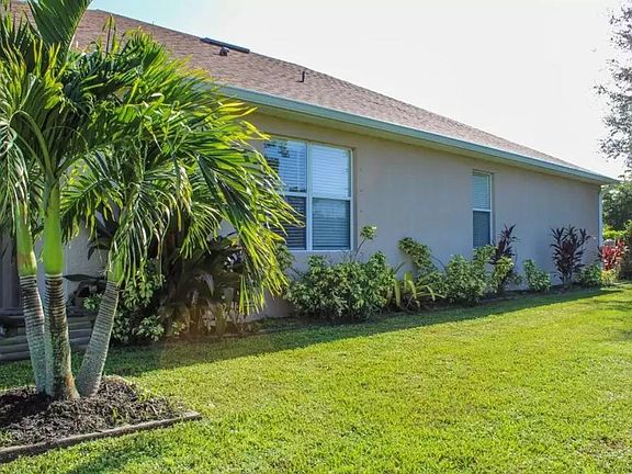 3rd image of 16126 Ortega Dr