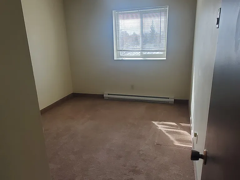 330 Poplar Ave #204 — Photo 2
