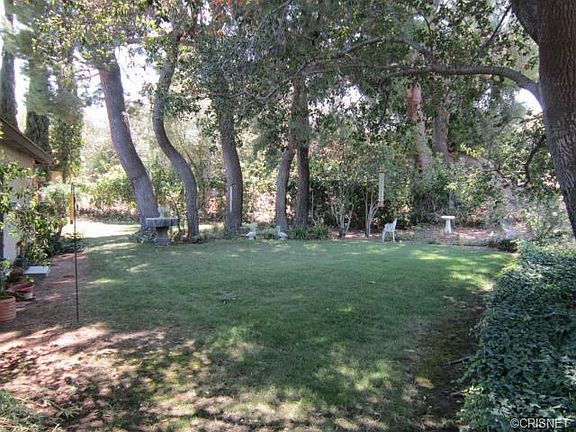 2nd image of 19332 Avenue Of The Oaks