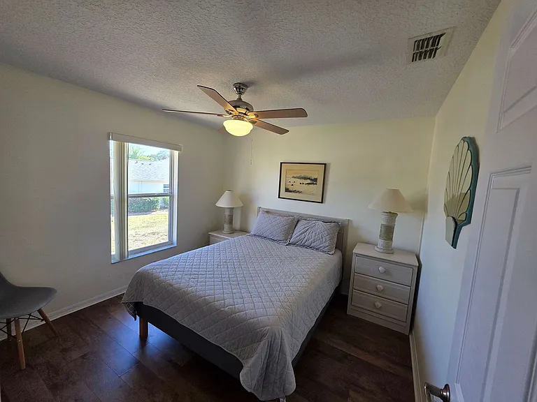1398 N Foxrun Ter — Photo 45