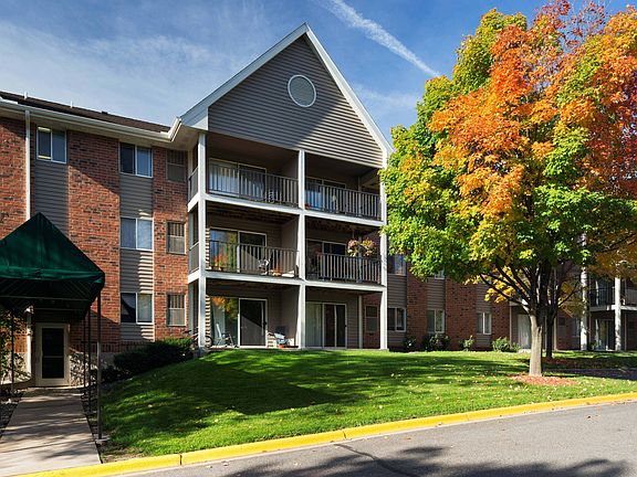 Minnetonka Hills Exterior