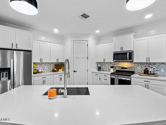 2nd image of 4410 S 115th Way