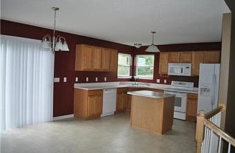 3rd image of 15350 NW 125th St