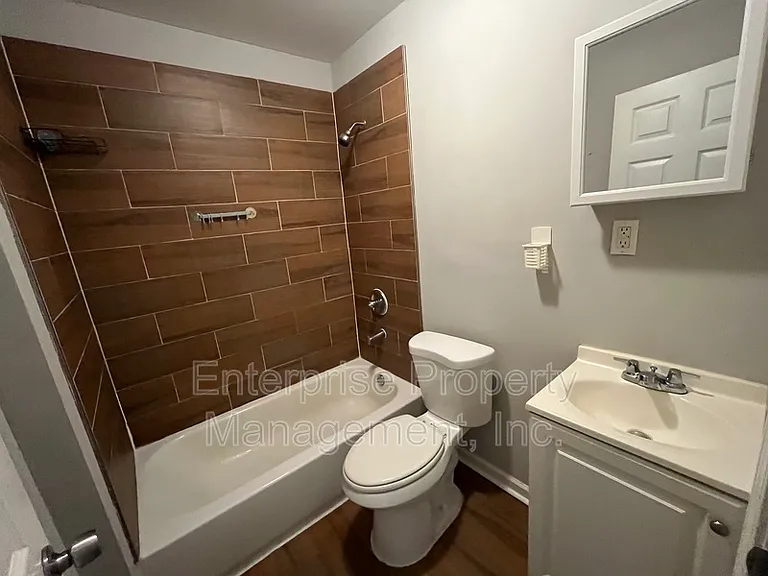 677 Buntyn St #2 — Photo 6