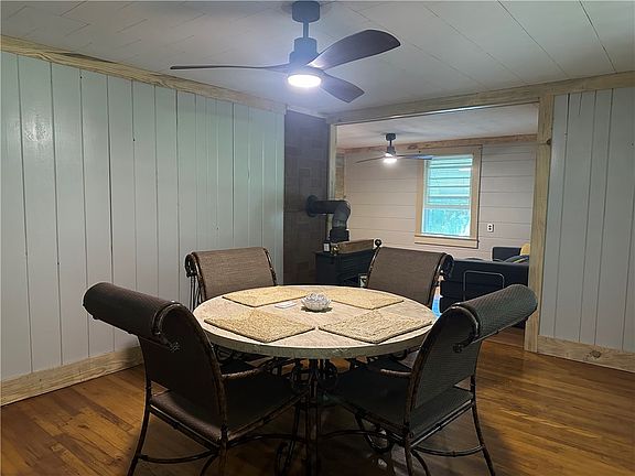 3rd image of 115 Tyler Dr