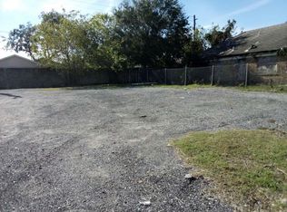 2910 Blodgett St, Houston, TX 77004