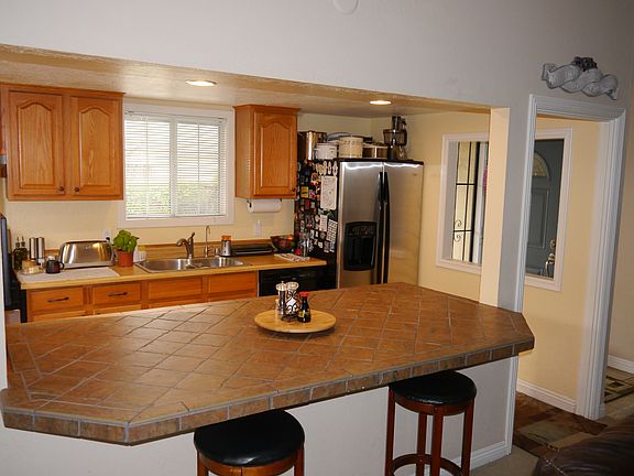5th image of 3103 Cabrillo Mesa Dr
