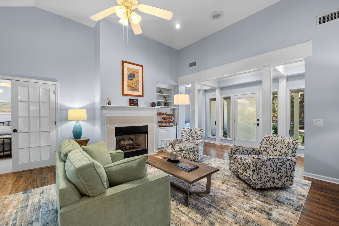 next background image