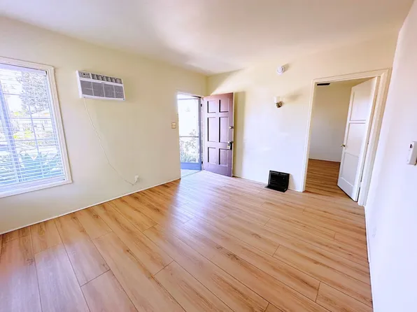 3917-3923 Ocean View Blvd, Montrose, CA 91020