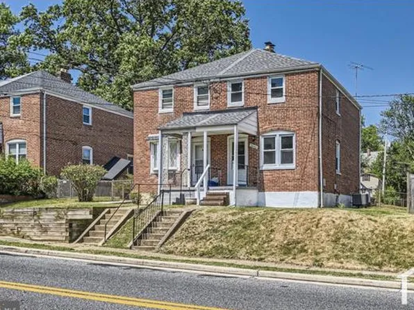 8446 Oakleigh Rd, Parkville, MD 21234
