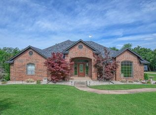 6713 N Sooner Rd, Edmond, OK 73034