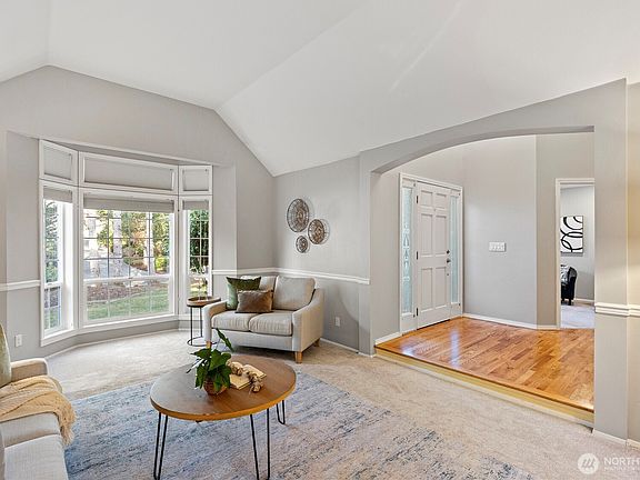 4th image of 6559 Gleneagle Avenue SW