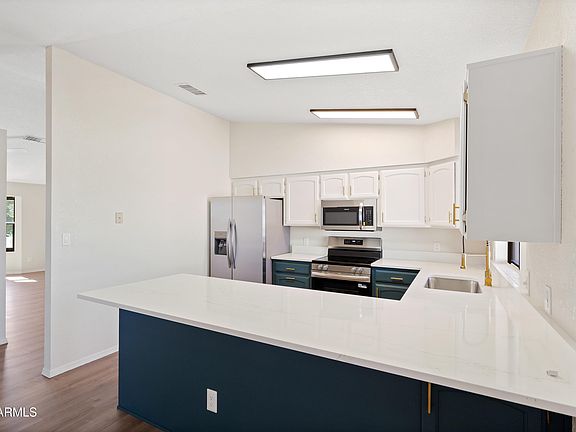 5th image of 3302 RIDGE CREST Street