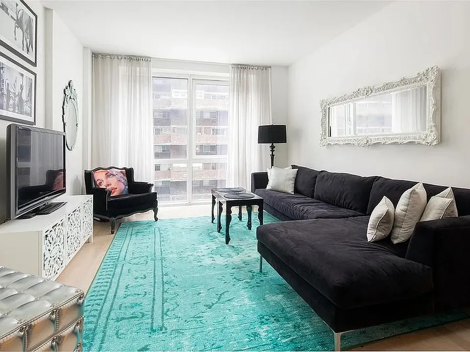 340 E 23rd St #5H