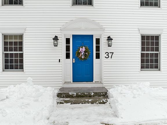 3rd image of 37 Allen Road