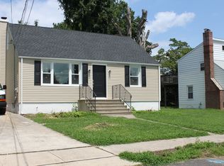 22 Dancer Dr, Hamilton, NJ 08610