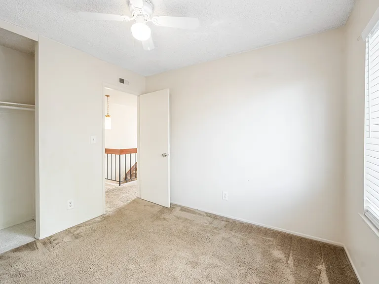 8936 Libra Dr — Photo 29