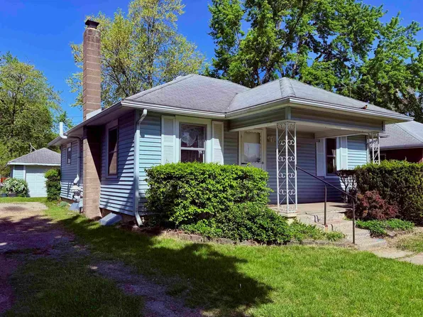 1605 Navajo St, Elkhart, IN 46516