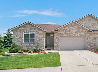 3610 Bridgewater Dr, Valparaiso, IN 46383