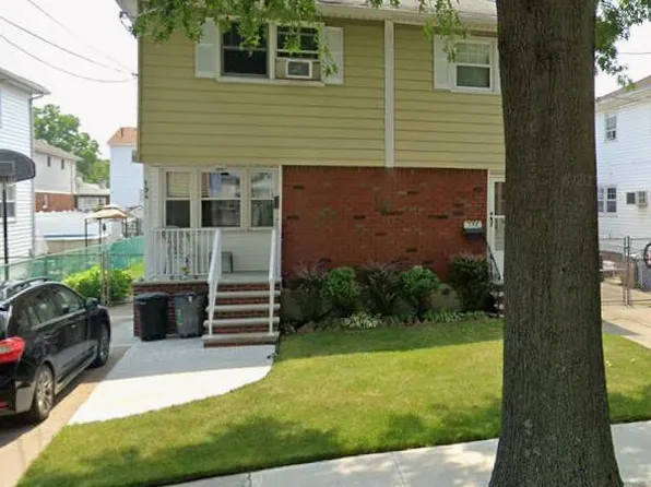 194 Benton Ave, Staten Island, NY 10305