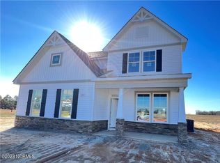 289 Rocking Horse Ln, Raeford, NC 28376