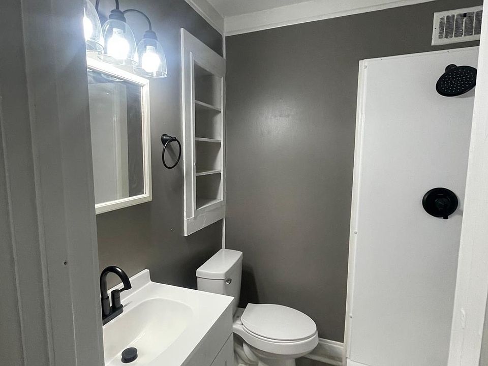 1st image of 308 E Madison St #1