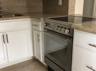 2821 S Hoover St APT 102, Los Angeles, CA 90007