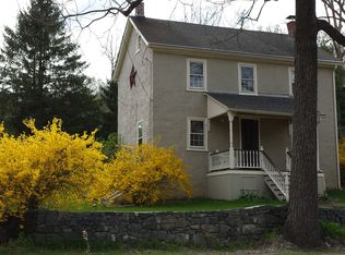 3210 Saint Peters Rd, Elverson, PA 19520