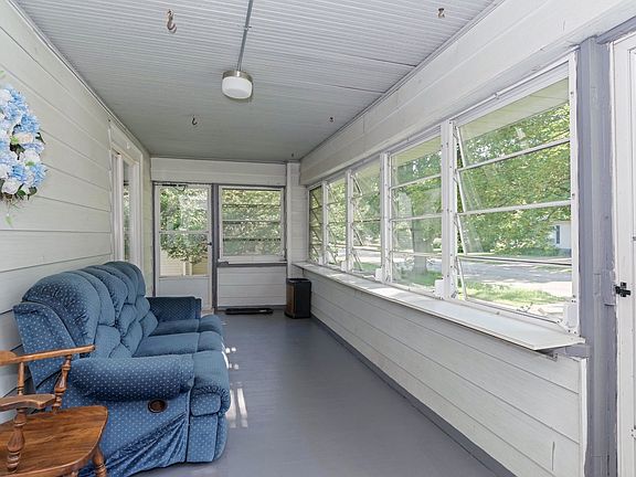 Enclosed Front porch