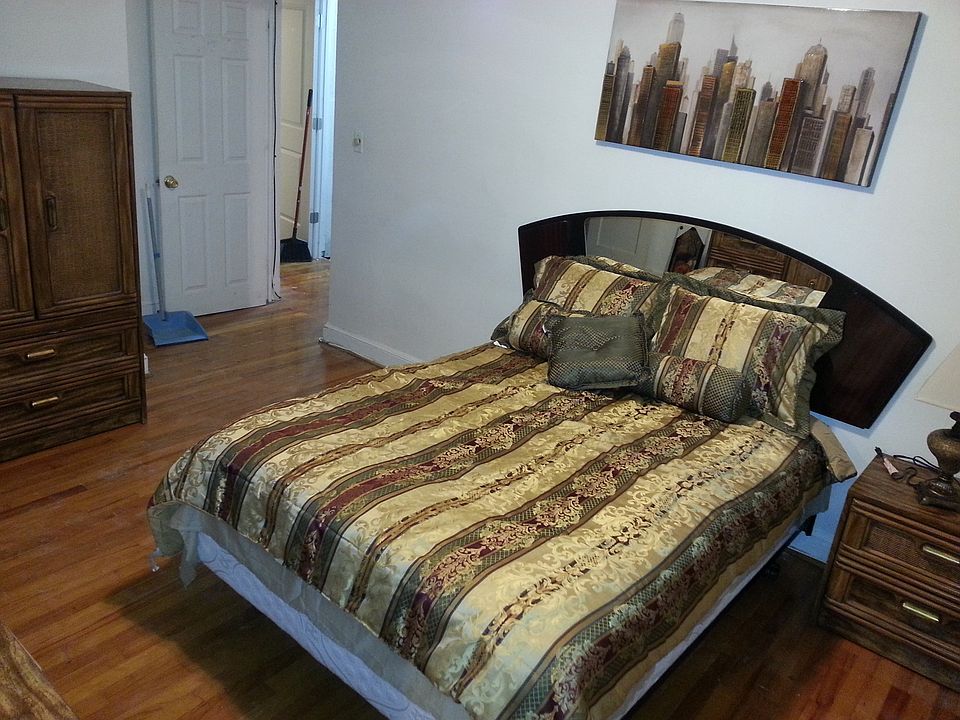 2nd image of 2844 E Federal St