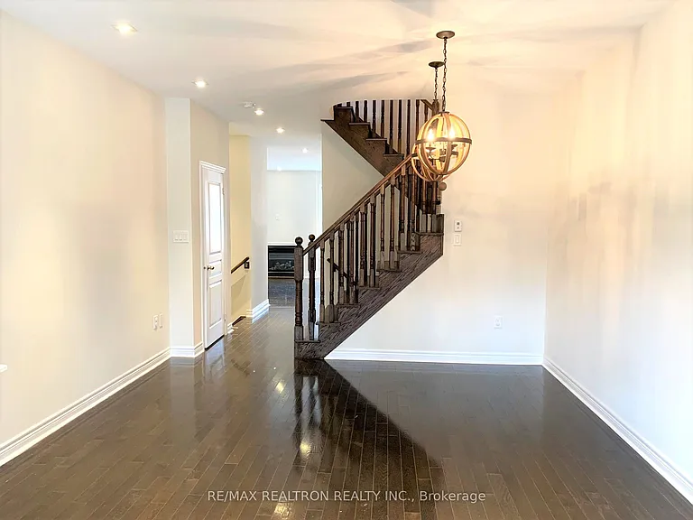 10 James Glover Dr — Photo 6
