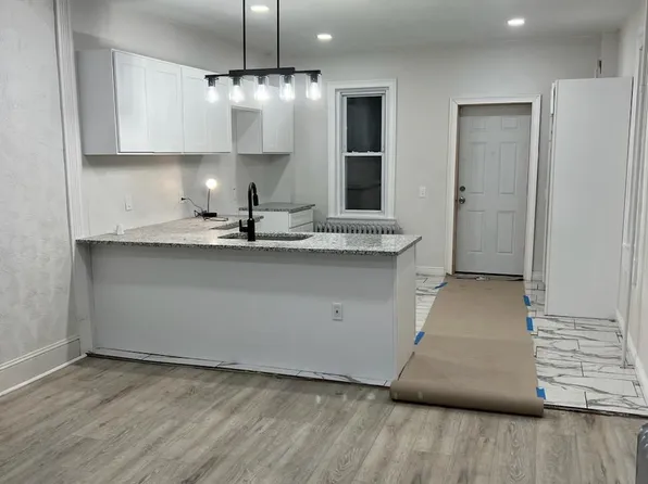 22 Bryn Mawr Ave, Trenton, NJ 08618