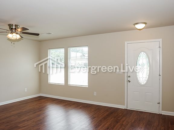 2nd image of 137 Darrow Creek Dr