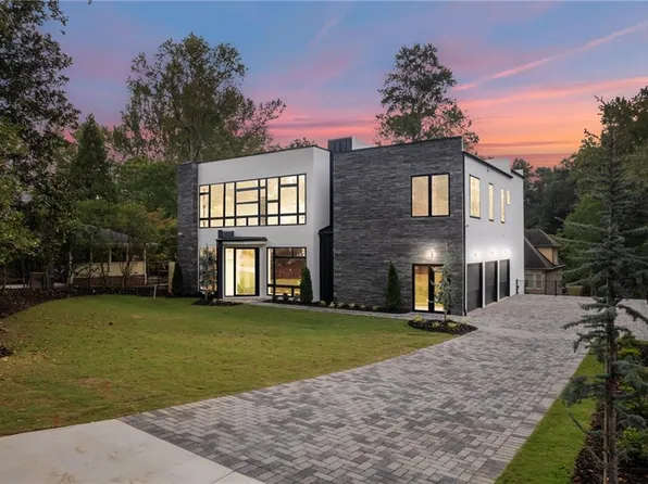 19 Spruell Springs Rd, Sandy Springs, GA 30342