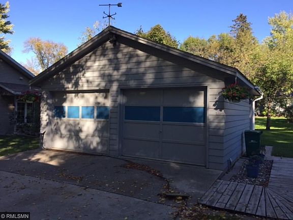5th image of 413 S Donnelly Ave