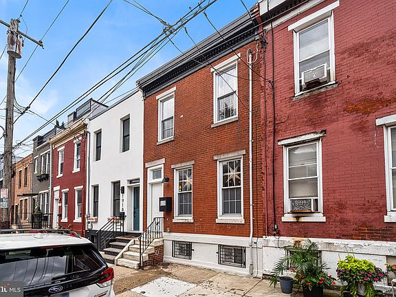 2nd image of 1920 Ellsworth St