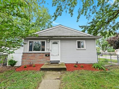 20410 Woodward St, Clinton Township, MI, 48035