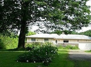 344 Broadway Rd, Davisburg, MI 48350