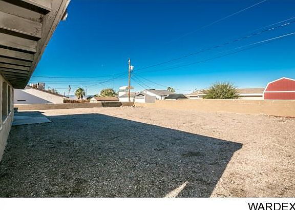 4th image of 3685 Squaw Dr