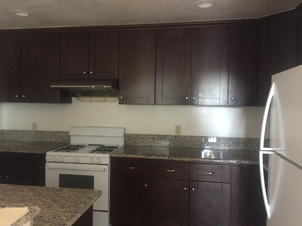 1st image of 95 W Harrison Ave