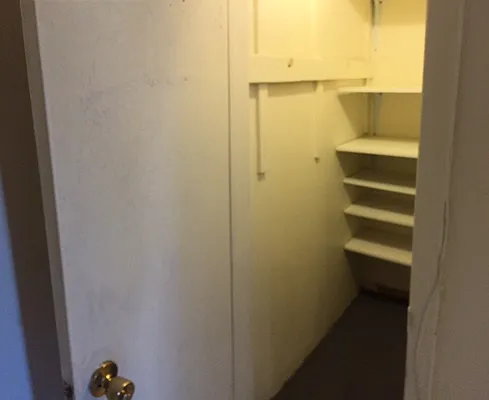 Rented by Roz Khan, LREB | media 11