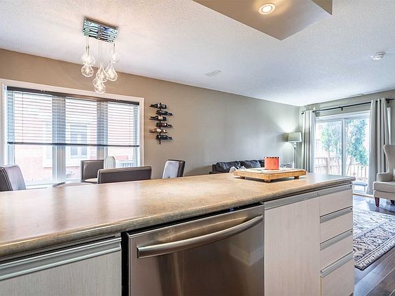 5th image of 4140 Foxwood Dr #1401